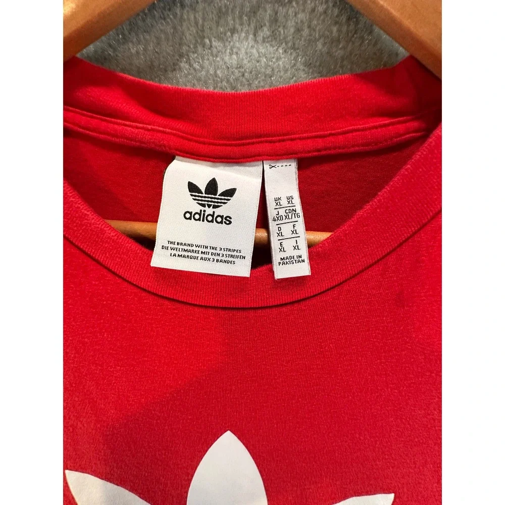 adidas originals trefoil